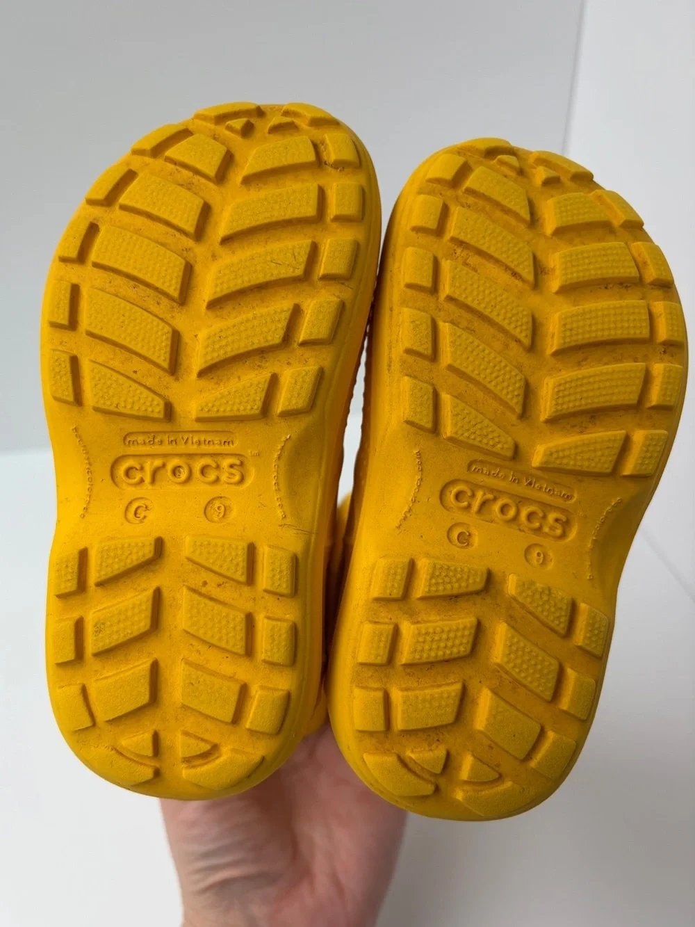 CROCS good used